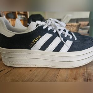 Adidas Gazelle Platform Sneakers